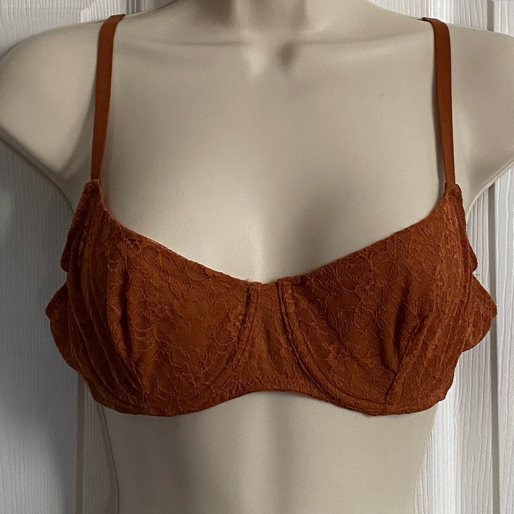 Lace Demi underwire push-up bra no padding
